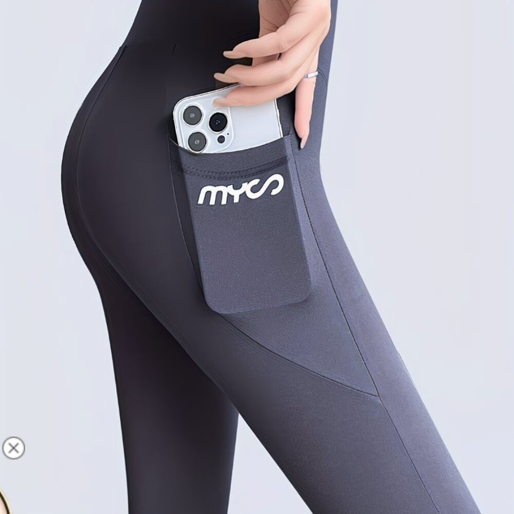 Fleece-lined leggings, warm winter pants. Size: XS (pants size 25)  Black